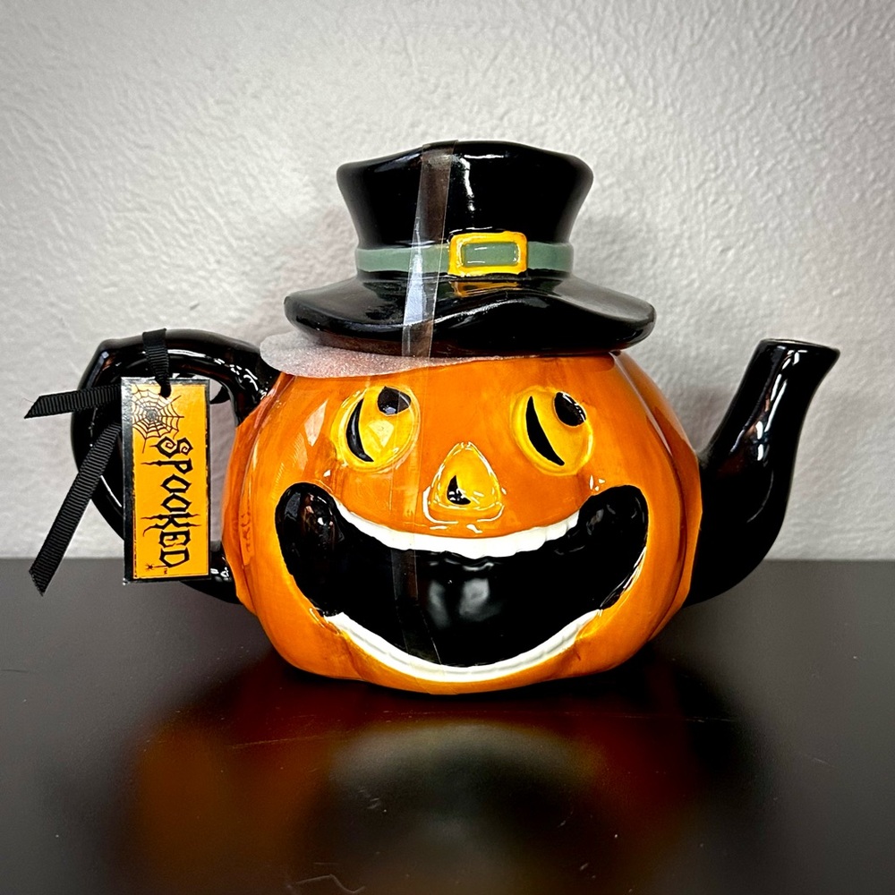 Vintage Style Pumpkin Teapot
